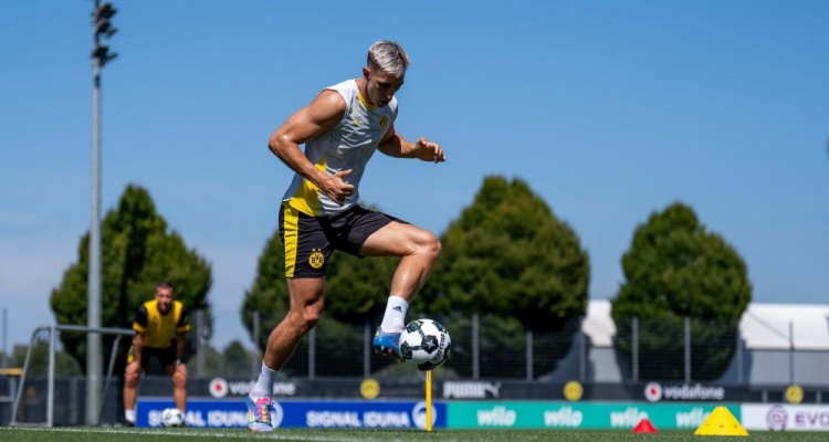 kaiyun-施洛特贝克重返球场训练 有望九月底伤愈回归