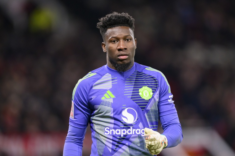 开云-曼晚:奥纳纳已经康复,但曼联主帅阿莫林仍未确定首轮英超他首发