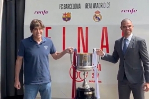 开云体育官方网站-国家德比一触即发国王杯奖杯抵达 皇萨名宿佩佩&萨利纳斯护送