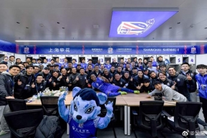 开云-里程碑+助攻+3分！吴曦发文庆祝胜利：申花200场啦