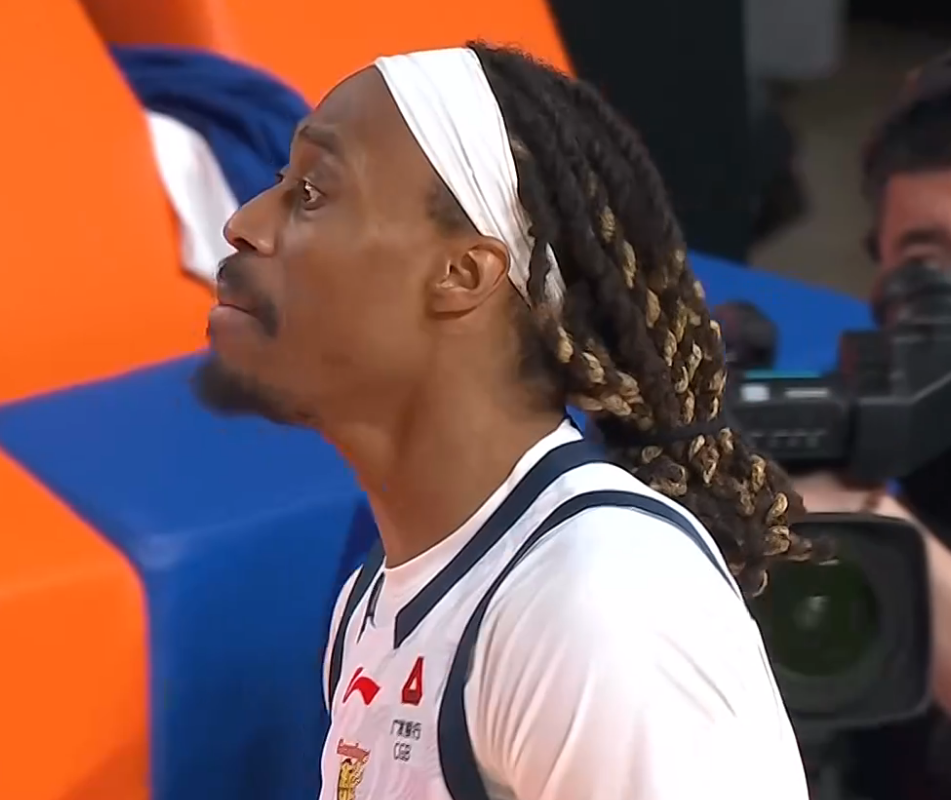 开云-广东3消息！徐杰创尴尬纪录，崔永熙复出敲定，麦考尔首秀惊艳